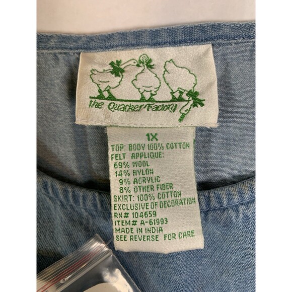 Quacker Factory Skirt Duo Womans 1X Blue Denim Blouse and Skirt with Snowman - Picture 3 of 13